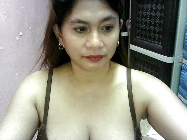 peenastyfame live cam on BongaCams