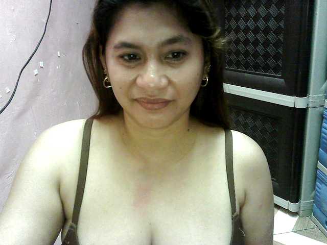 peenastyfame live cam on BongaCams