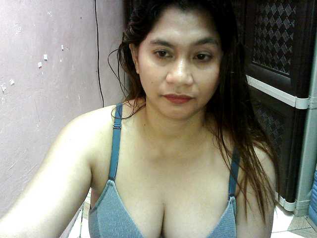 peenastyfame live cam on BongaCams