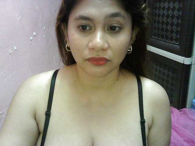 peenastyfame live cam on BongaCams