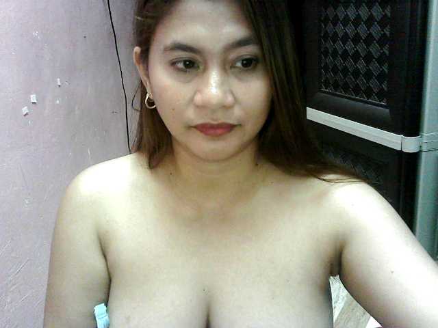 peenastyfame live cam on BongaCams