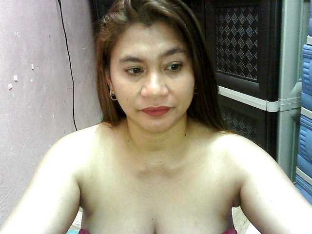 peenastyfame live cam on BongaCams
