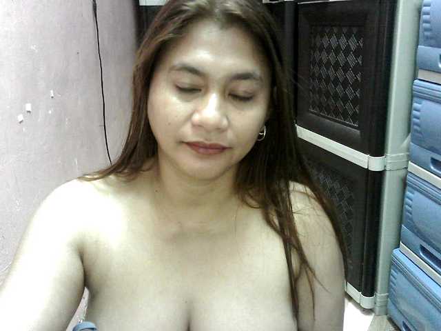 peenastyfame live cam on BongaCams
