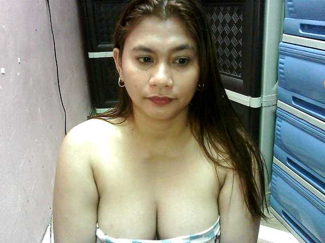 peenastyfame live cam on BongaCams
