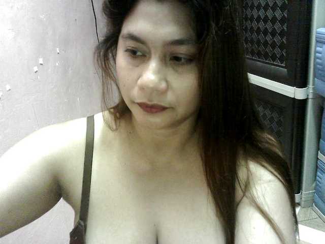 peenastyfame live cam on BongaCams