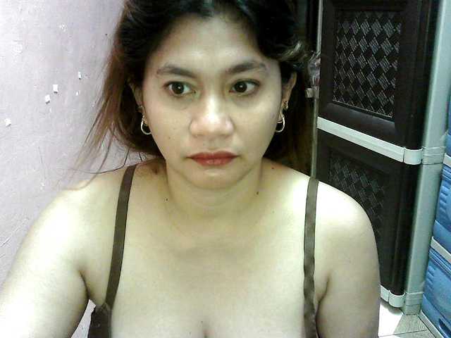 peenastyfame live cam on BongaCams