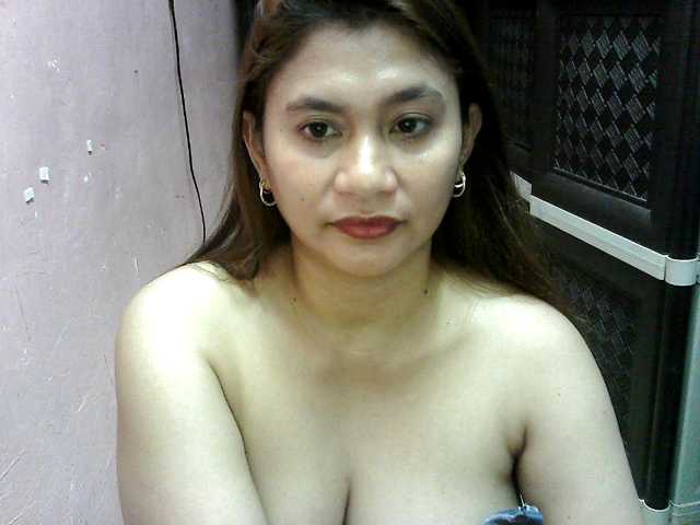 peenastyfame live cam on BongaCams