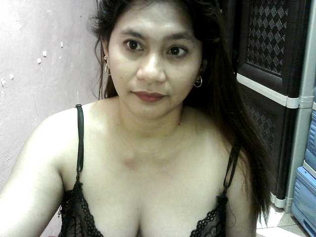 peenastyfame live cam on BongaCams