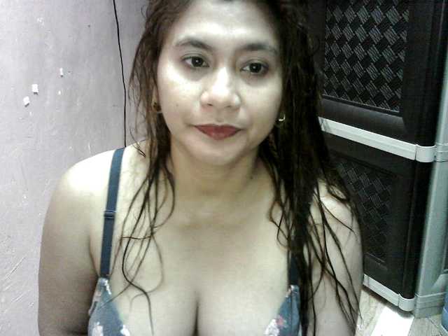 peenastyfame live cam on BongaCams
