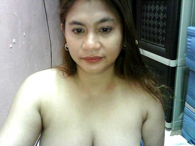 peenastyfame live cam preview
