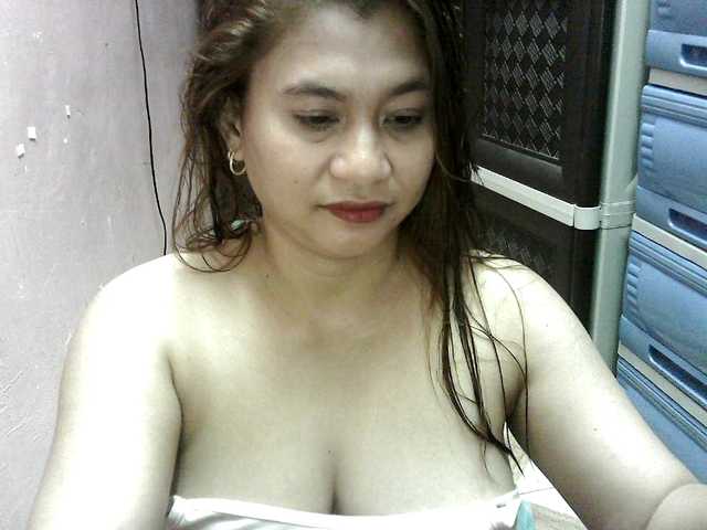 peenastyfame live cam on BongaCams
