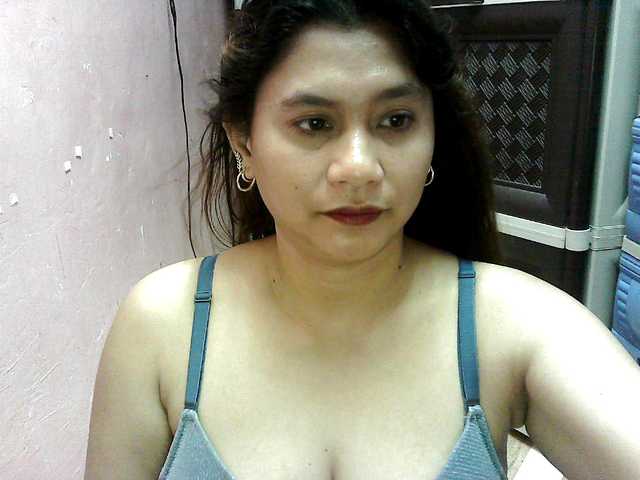 peenastyfame live cam on BongaCams