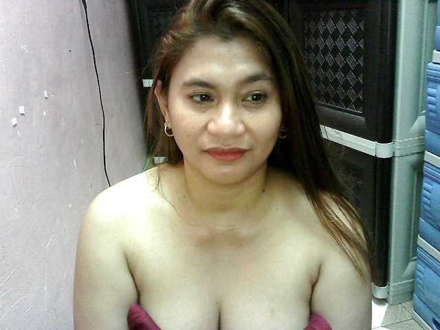 peenastyfame live cam on BongaCams