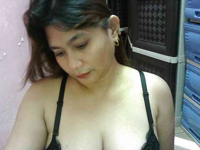 peenastyfame webcam
