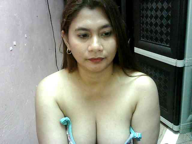 peenastyfame webcam