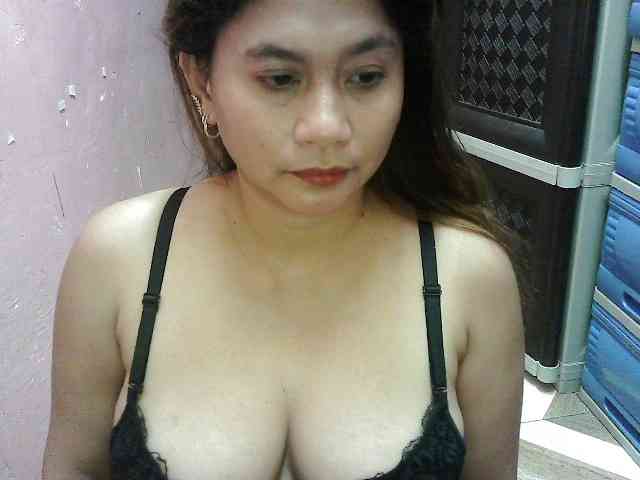 peenastyfame webcam