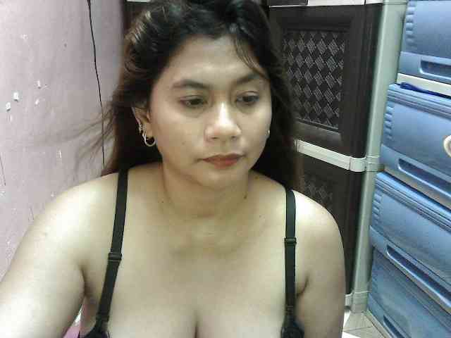 peenastyfame webcam