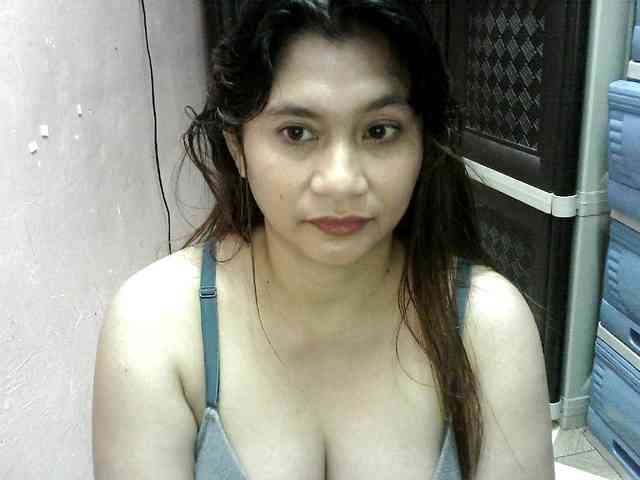 peenastyfame webcam