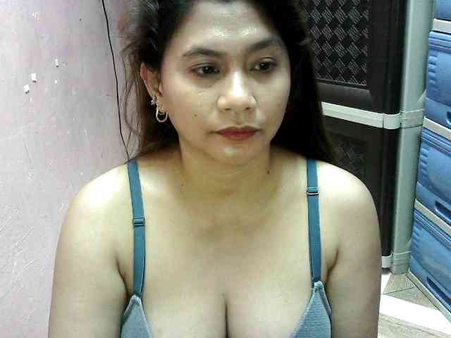 peenastyfame webcam