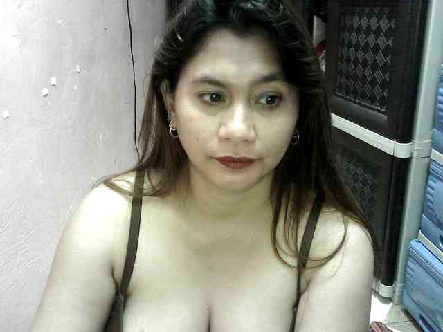 peenastyfame webcam