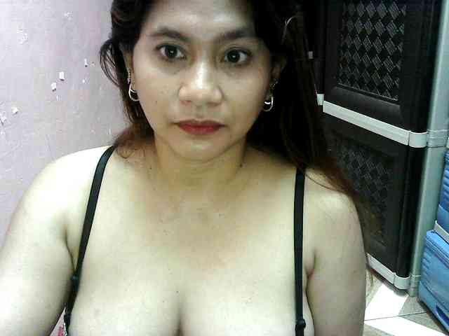 peenastyfame webcam