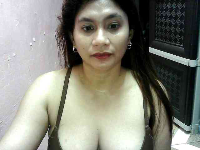peenastyfame webcam