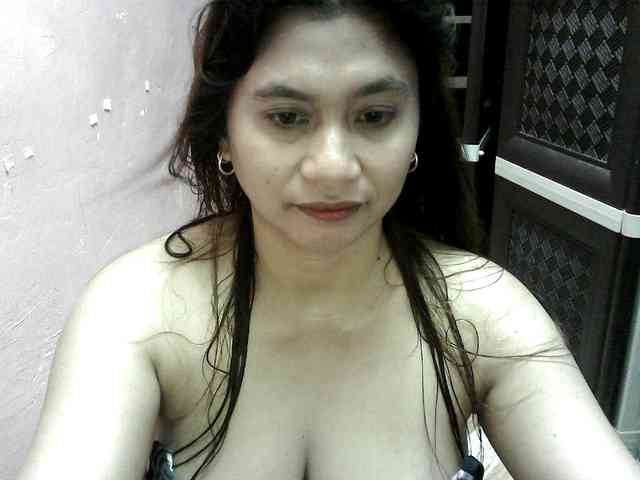 peenastyfame webcam