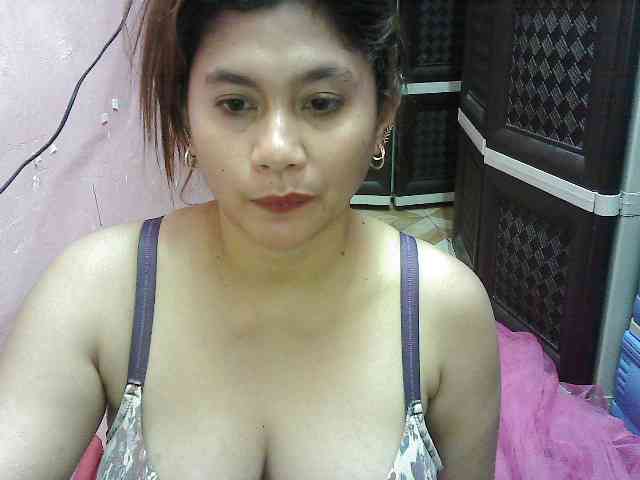 peenastyfame webcam