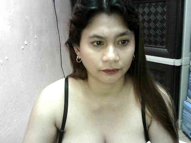 peenastyfame webcam