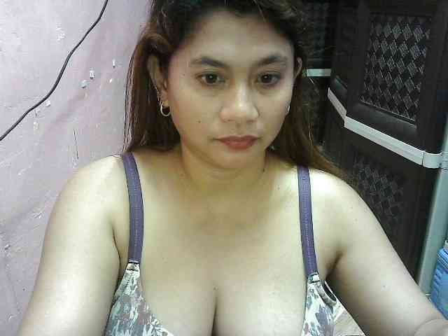 peenastyfame webcam