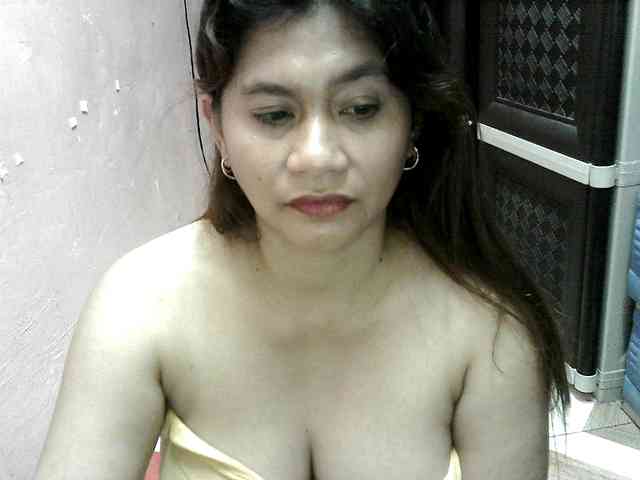 peenastyfame webcam
