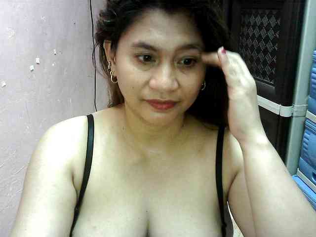 peenastyfame webcam