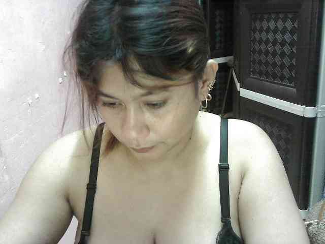 peenastyfame webcam