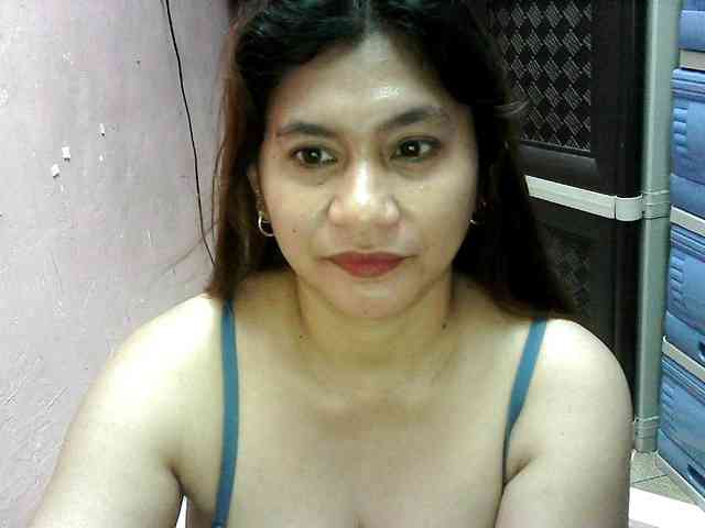peenastyfame webcam