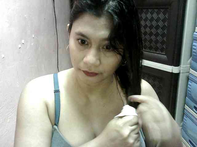peenastyfame webcam