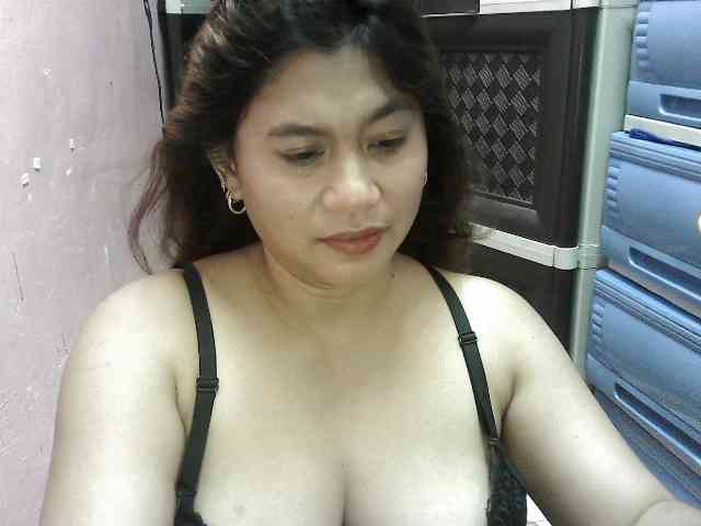 peenastyfame webcam
