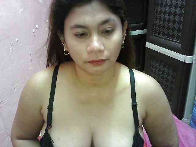 peenastyfame webcam