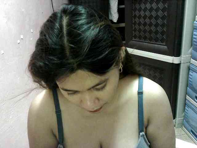 peenastyfame webcam