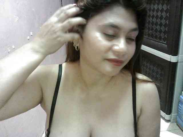 peenastyfame webcam