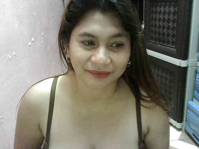 peenastyfame webcam