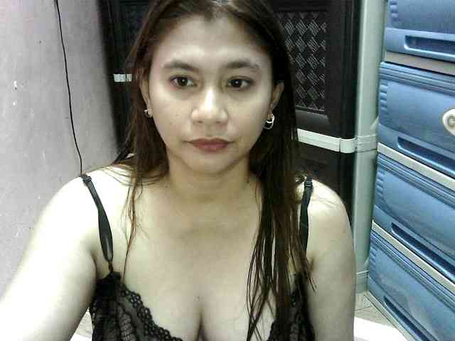 peenastyfame's webcam live show