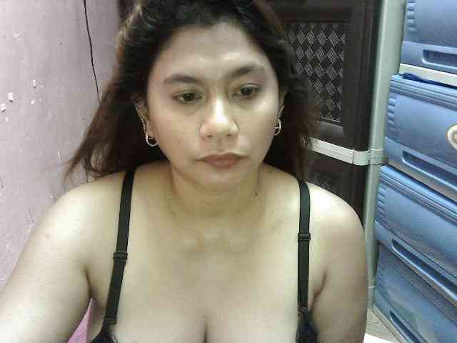 peenastyfame webcam