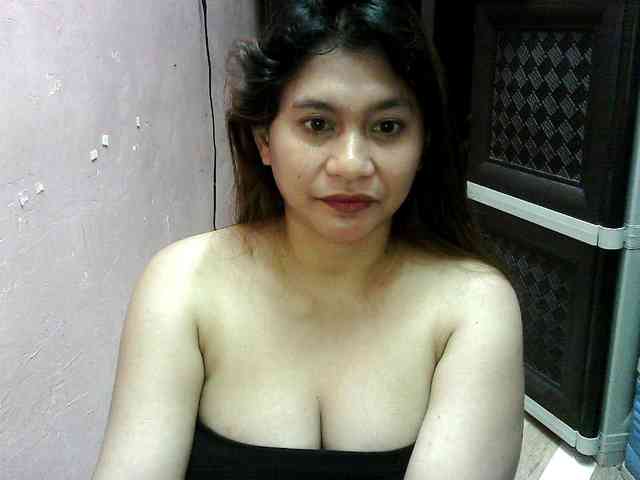 peenastyfame webcam