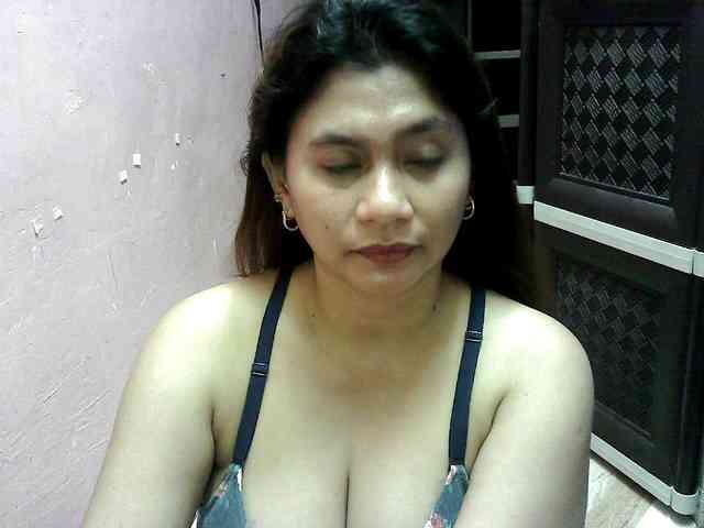 peenastyfame webcam