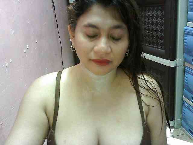 peenastyfame webcam
