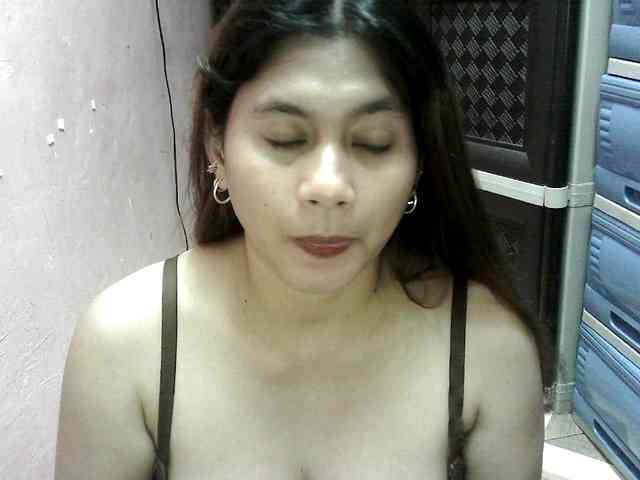 peenastyfame webcam