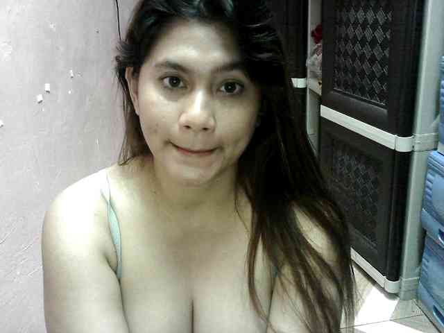 peenastyfame webcam