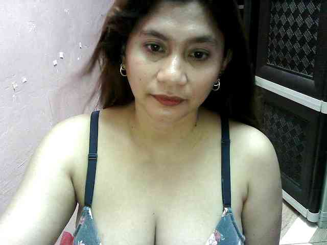 peenastyfame webcam