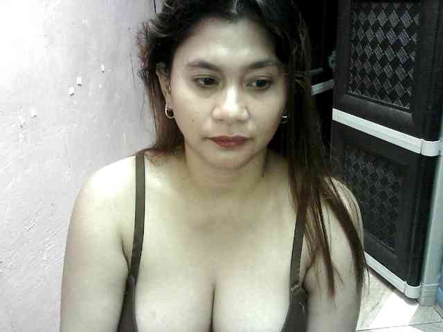peenastyfame webcam
