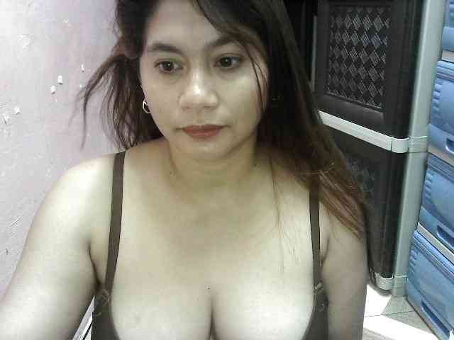 peenastyfame webcam